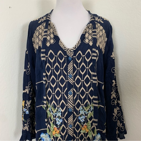 Johnny Was Floral Embroidered Tunic Top Women’s L Blue Multi Cupra Tie Neck Art - Picture 8 of 17